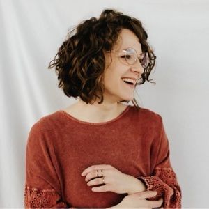 Meet your Posher, Candace